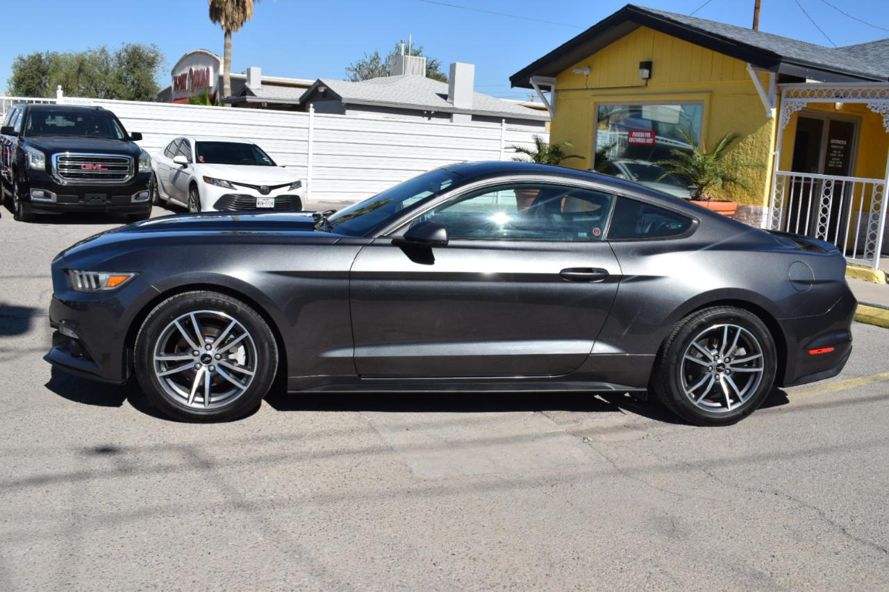 Ford Mustang EcoBoost Coupe 2015