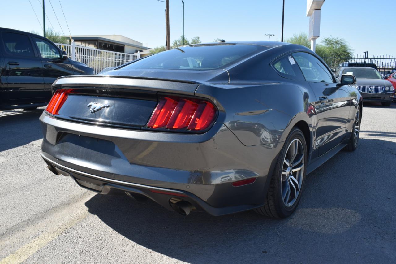 Ford Mustang EcoBoost Coupe 2015