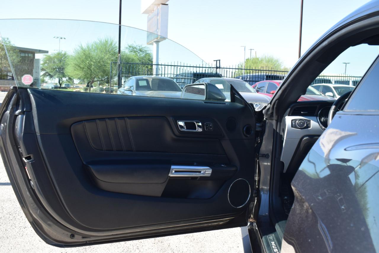 Ford Mustang EcoBoost Coupe 2015