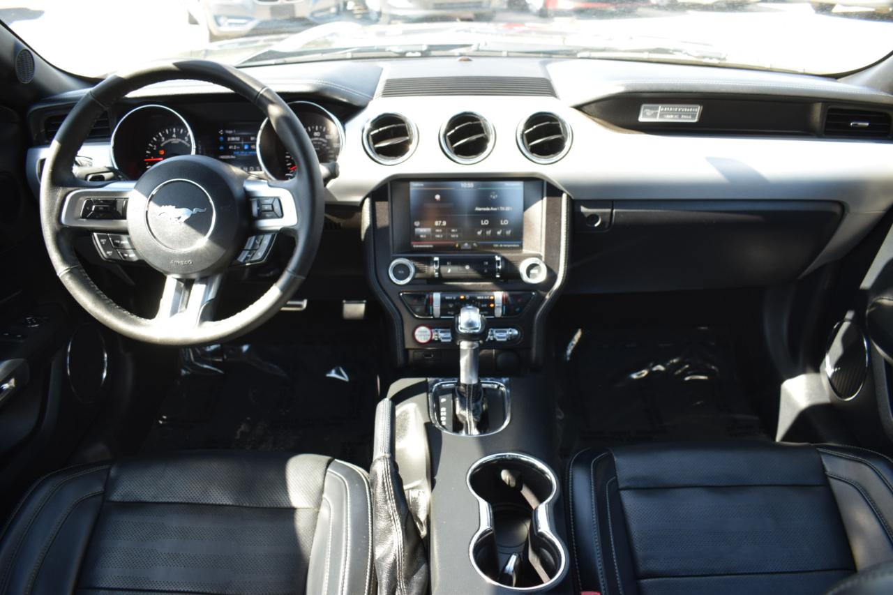 Ford Mustang EcoBoost Coupe 2015
