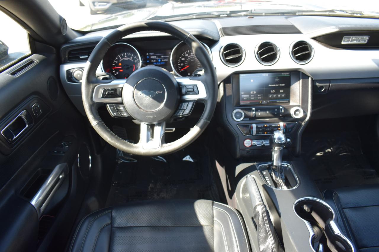Ford Mustang EcoBoost Coupe 2015