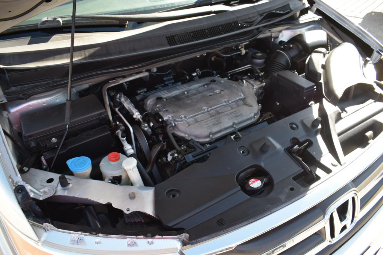 Honda Odyssey LX 2012