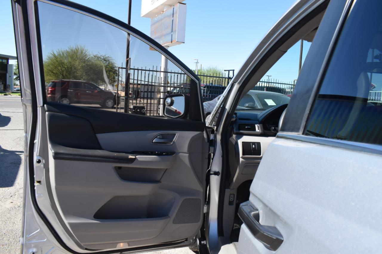 Honda Odyssey LX 2012