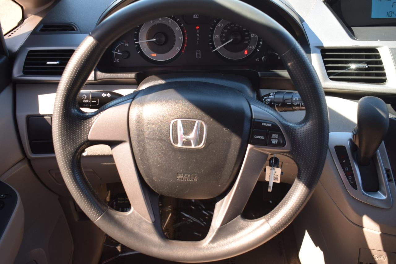 Honda Odyssey LX 2012