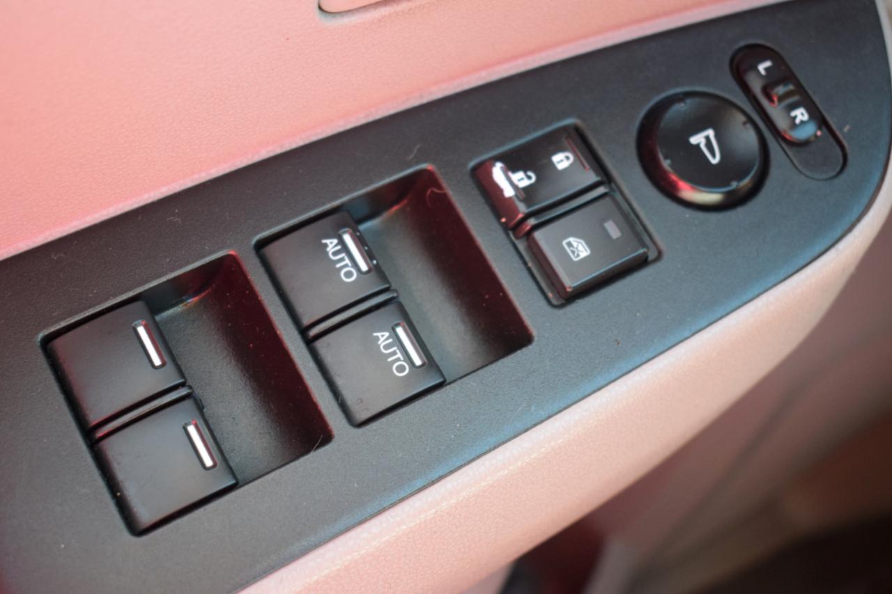 Honda Odyssey LX 2012
