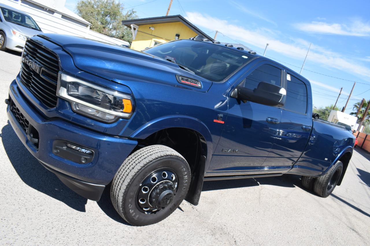 RAM 3500 Laramie Crew Cab LWB 4WD DRW 2022