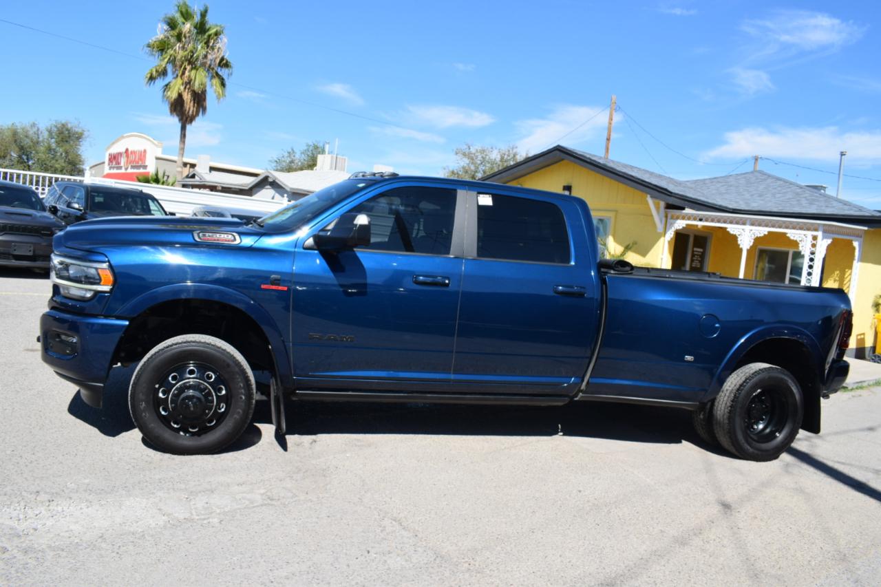 RAM 3500 Laramie Crew Cab LWB 4WD DRW 2022
