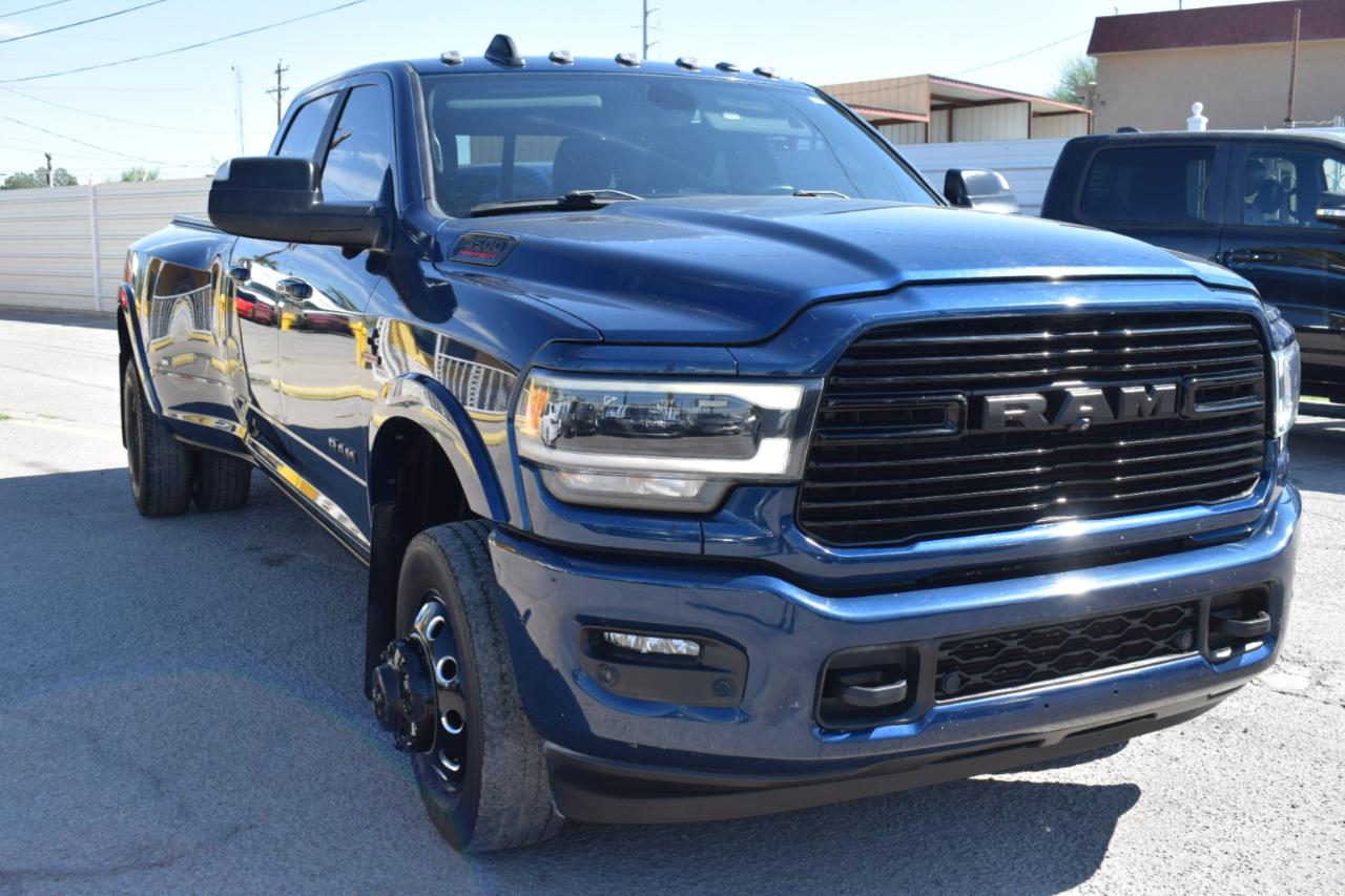 RAM 3500 Laramie Crew Cab LWB 4WD DRW 2022