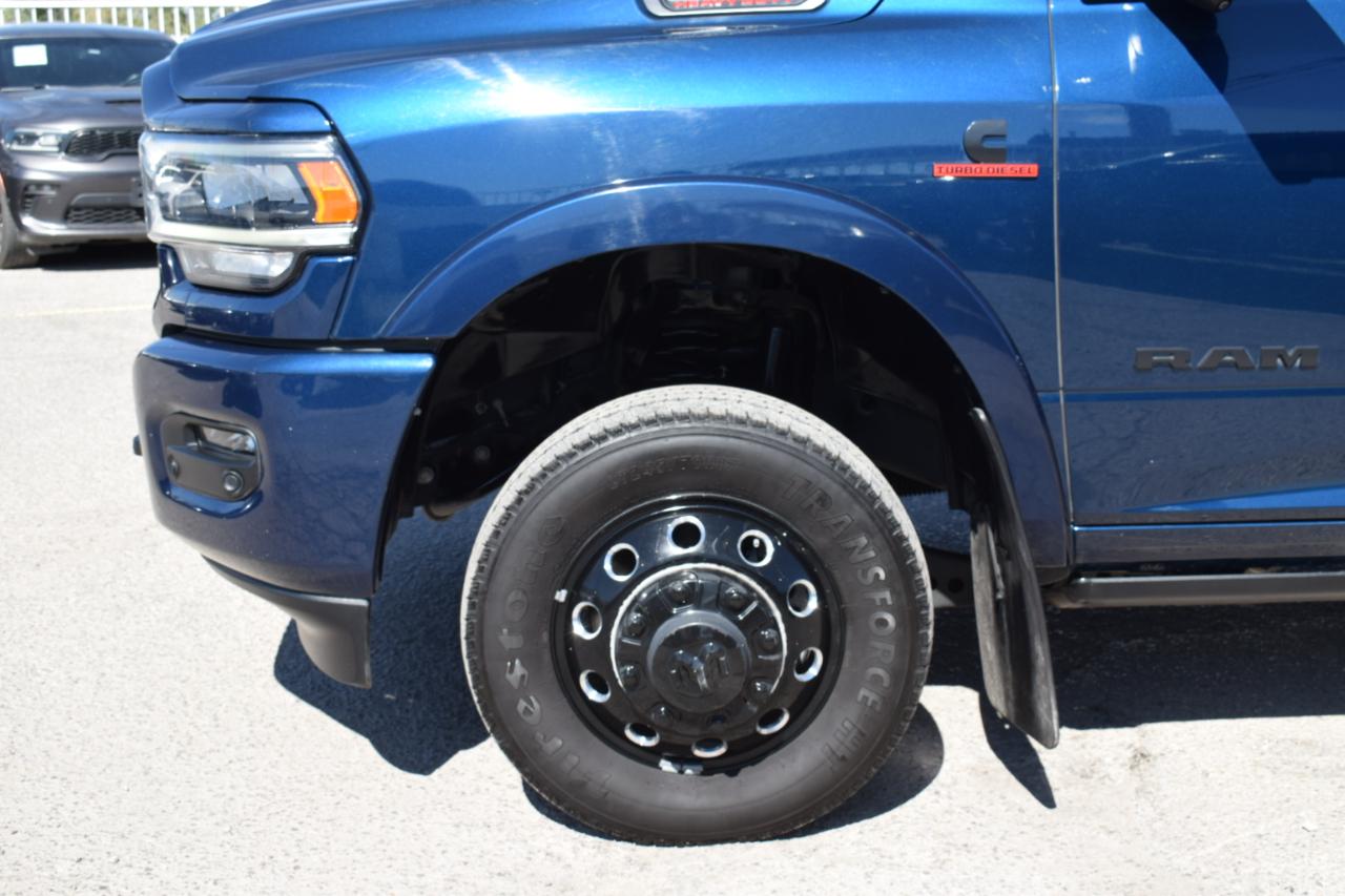 RAM 3500 Laramie Crew Cab LWB 4WD DRW 2022