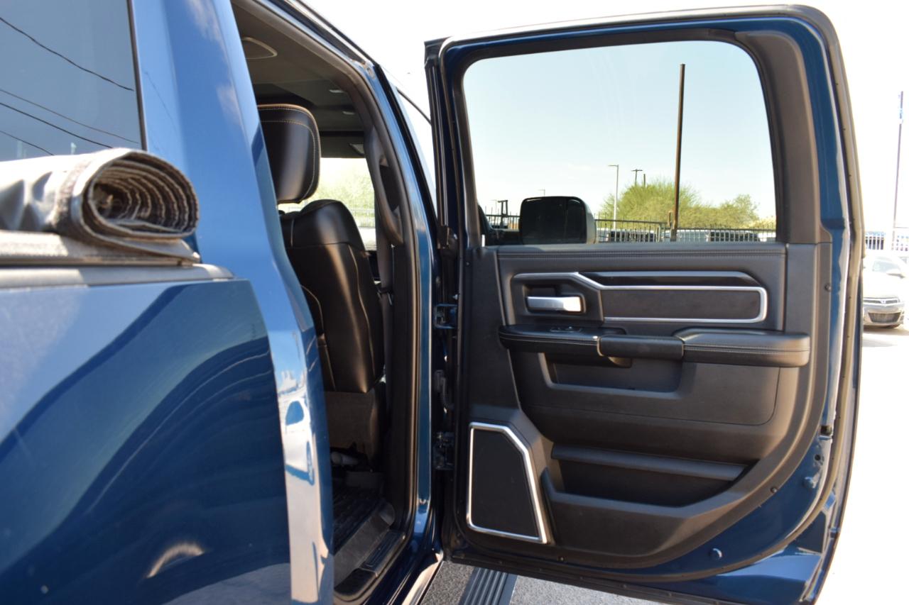 RAM 3500 Laramie Crew Cab LWB 4WD DRW 2022