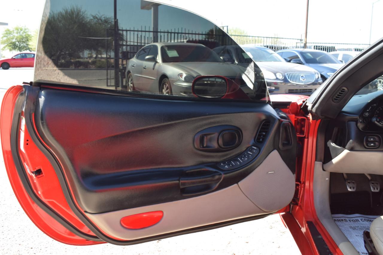 Chevrolet Corvette Convertible 2004