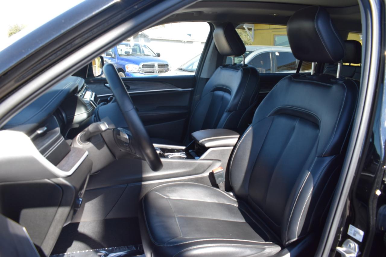 Jeep Grand Cherokee L Limited 2WD 2022