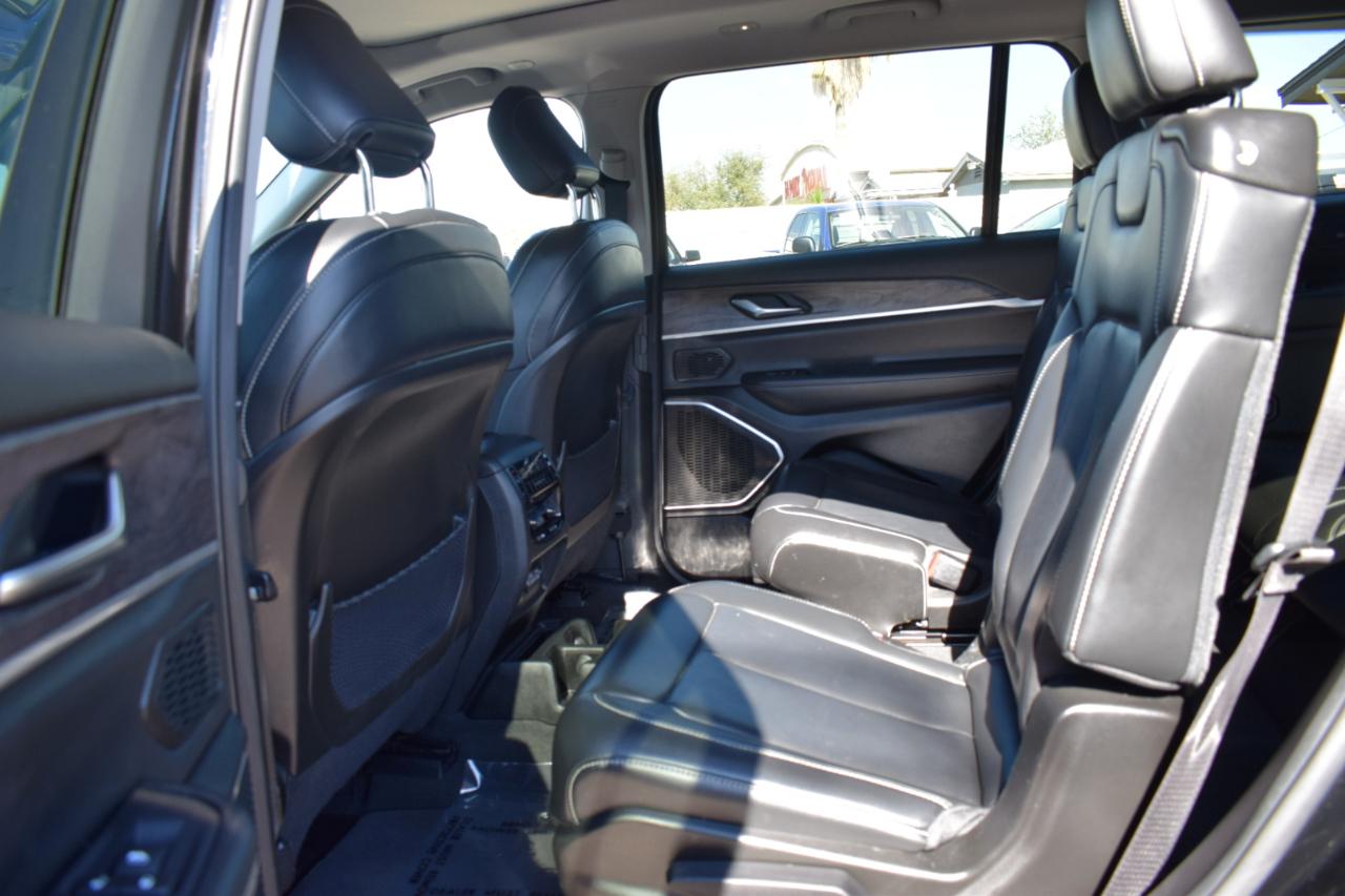 Jeep Grand Cherokee L Limited 2WD 2022