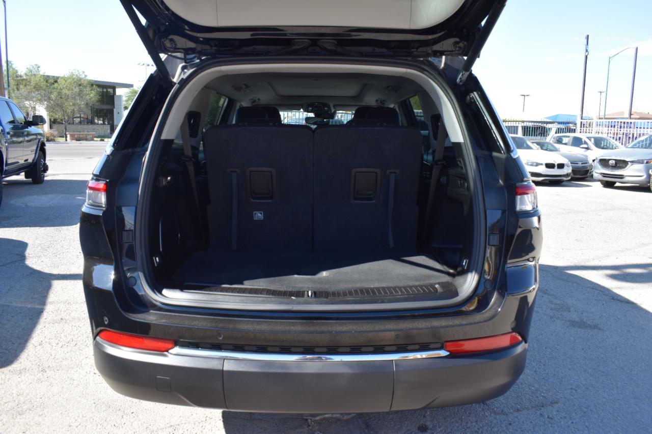 Jeep Grand Cherokee L Limited 2WD 2022