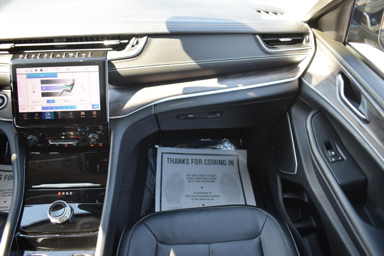 Jeep Grand Cherokee L Limited 2WD 2022