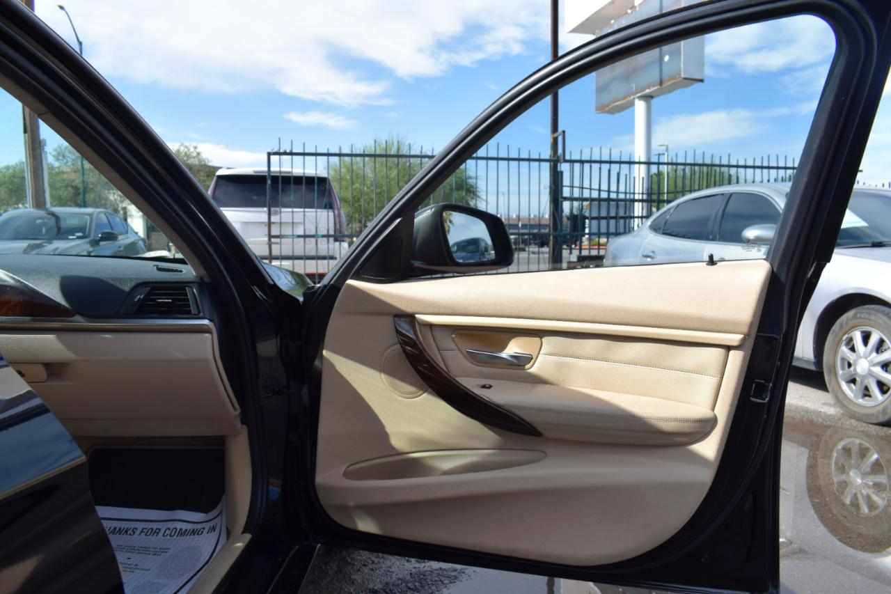 BMW 3-Series 328i Sedan 2013