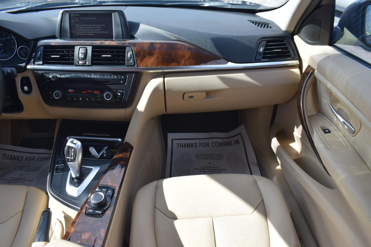 BMW 3-Series 328i Sedan 2013