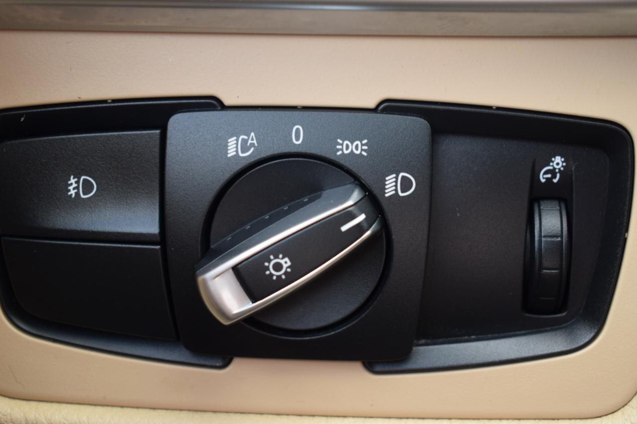 BMW 3-Series 328i Sedan 2013