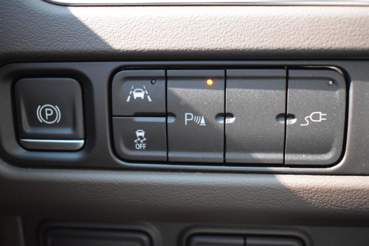 GMC Yukon SLT 2WD 2021