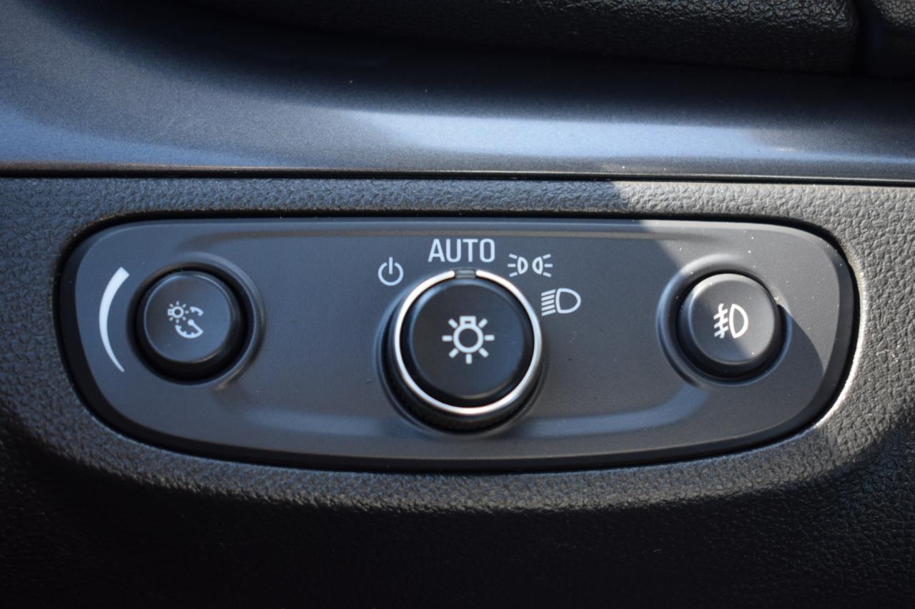 Buick Encore Sport Touring FWD 2019