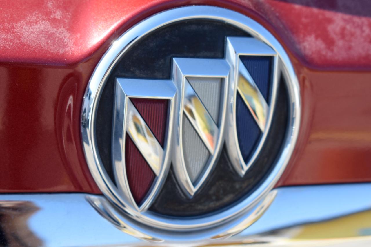 Buick Encore Sport Touring FWD 2019