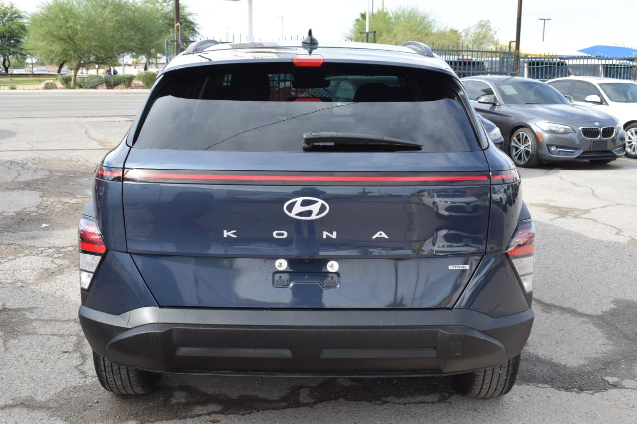 Hyundai Kona SEL AWD 2025