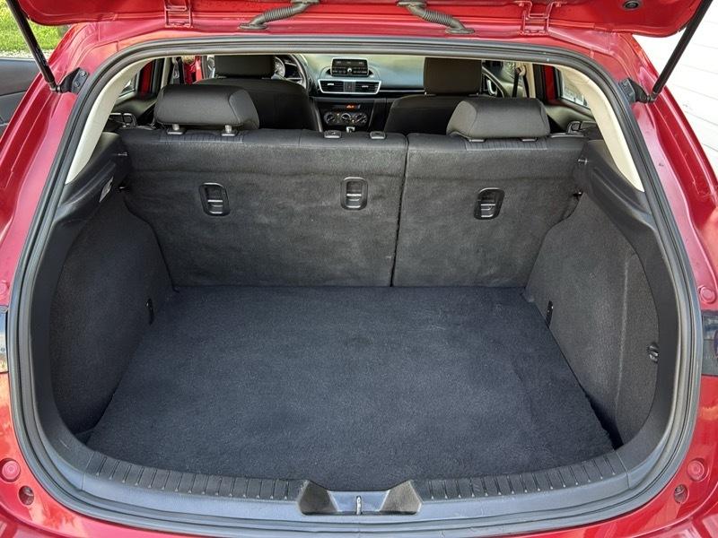 Mazda MAZDA3 i Sport AT 5-Door 2014