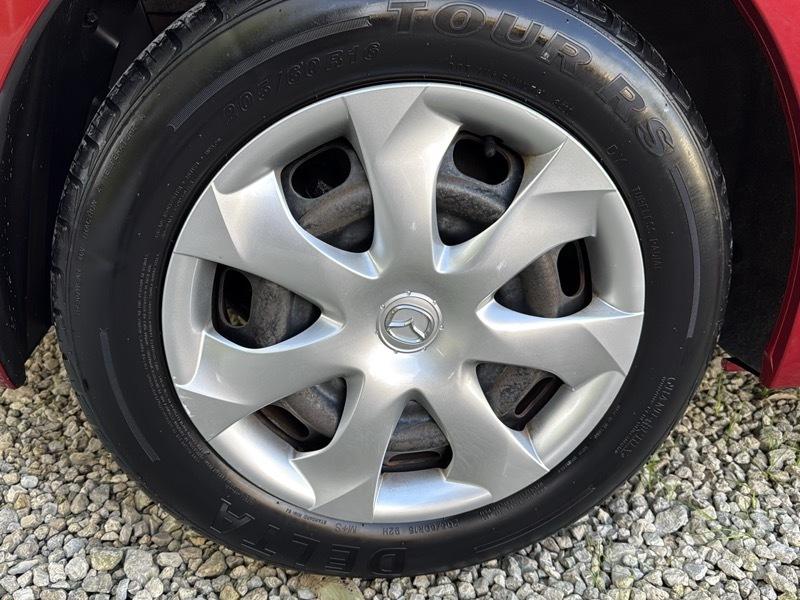 Mazda MAZDA3 i Sport AT 5-Door 2014