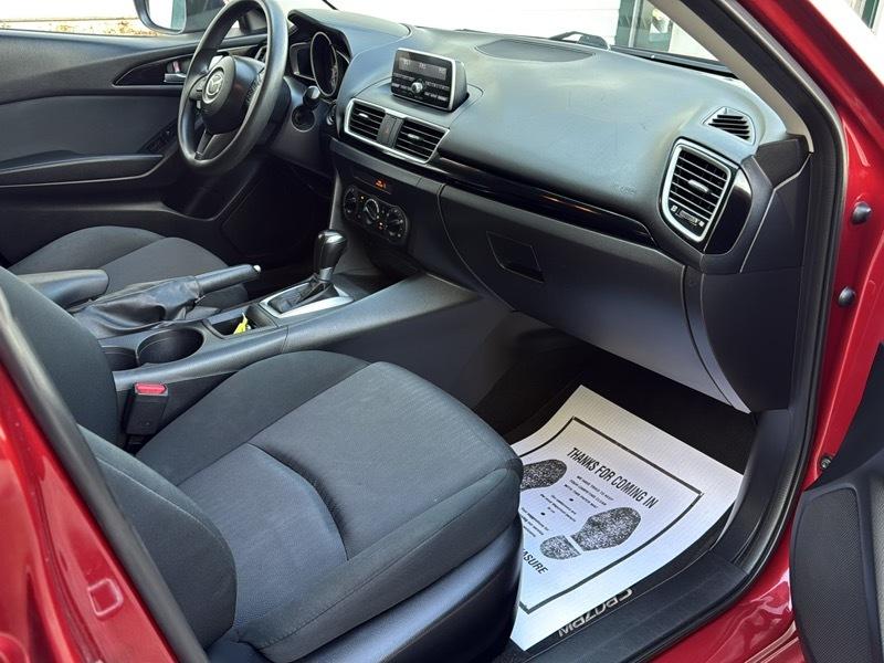 Mazda MAZDA3 i Sport AT 5-Door 2014