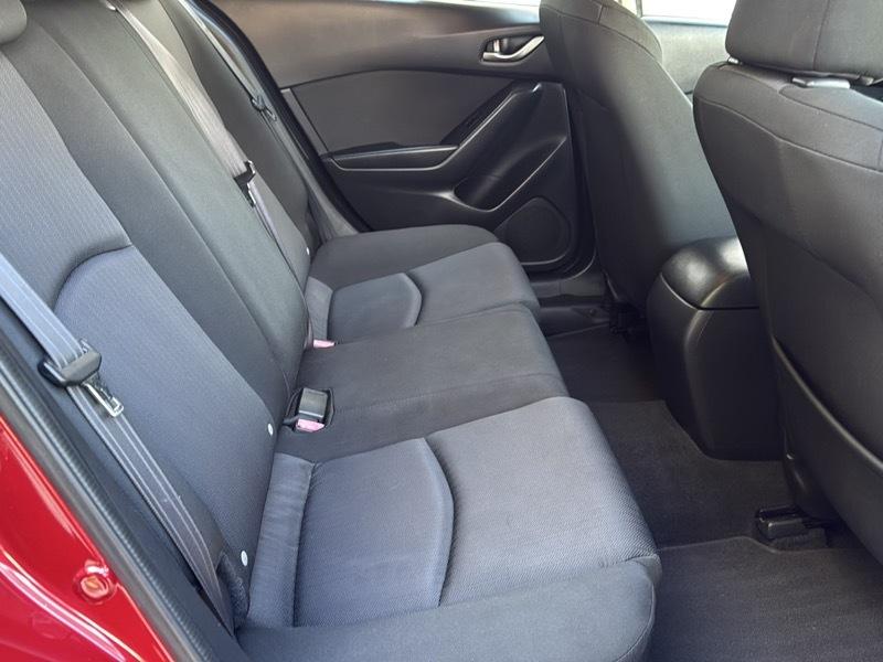 Mazda MAZDA3 i Sport AT 5-Door 2014