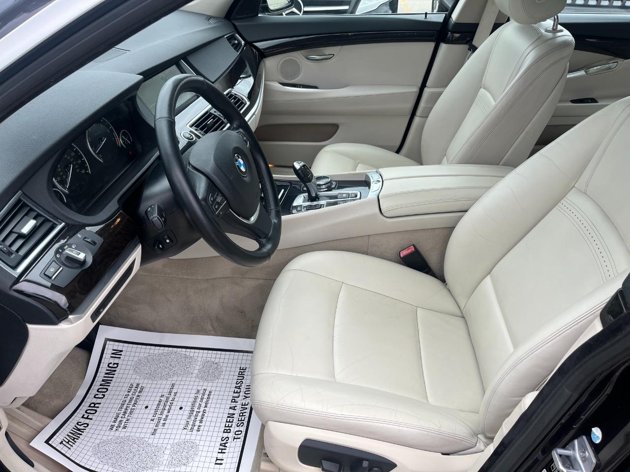 BMW 5-Series Gran Turismo 535xi GT 2014
