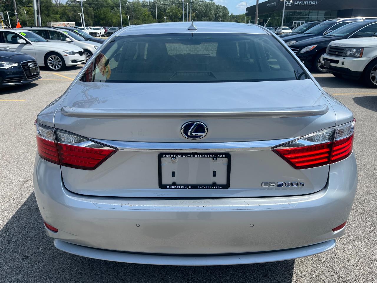 Lexus ES 300h Sedan 2013