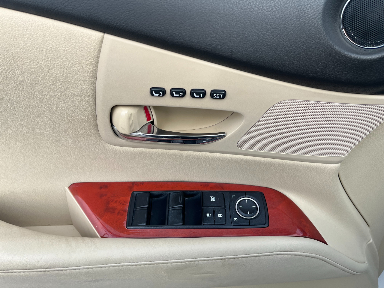 Lexus RX 350 AWD 2011 Lexus RX 350 AWD 2011