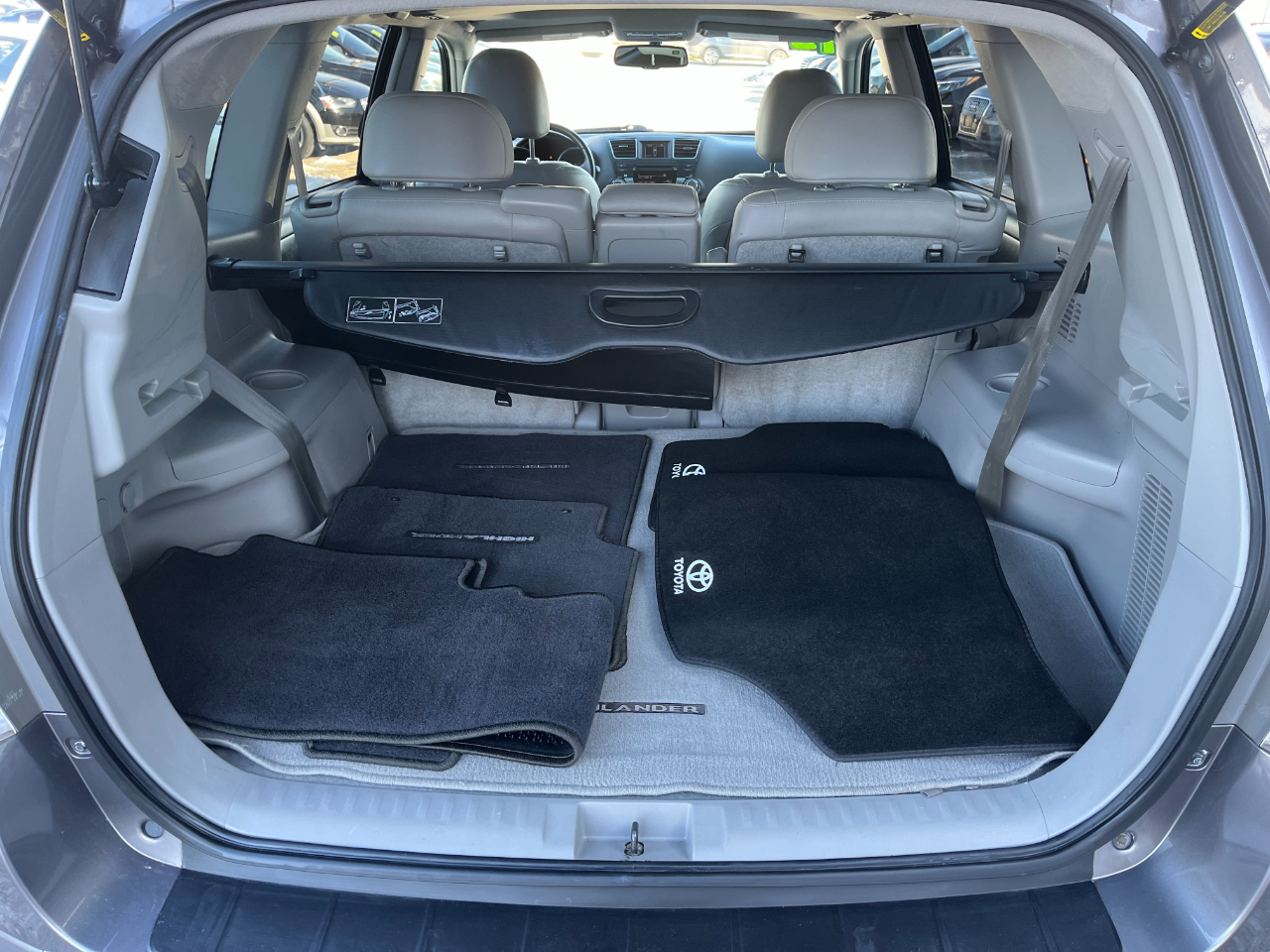 Toyota Highlander Hybrid Limited 4WD 2012