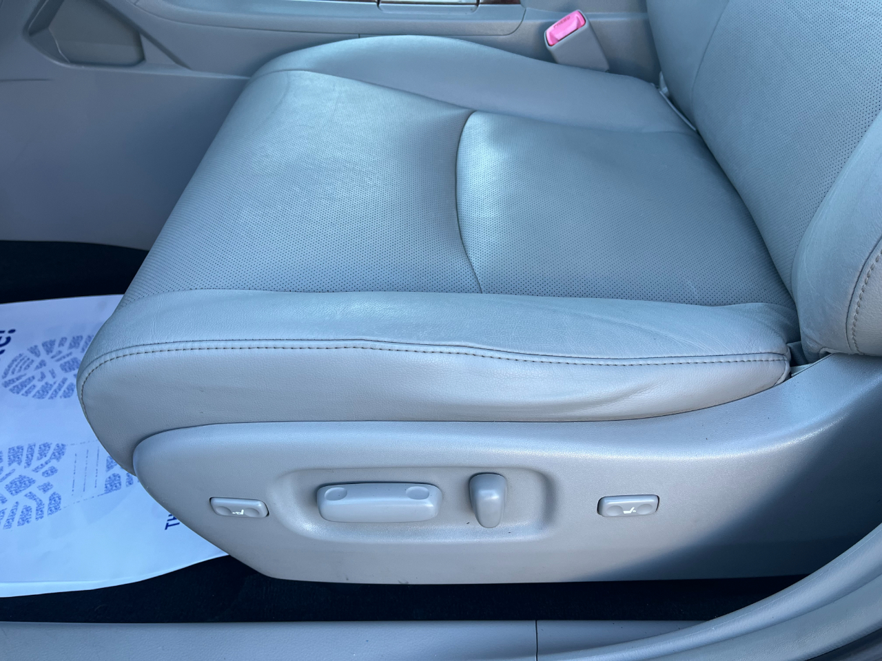 Toyota Highlander Hybrid Limited 4WD 2012