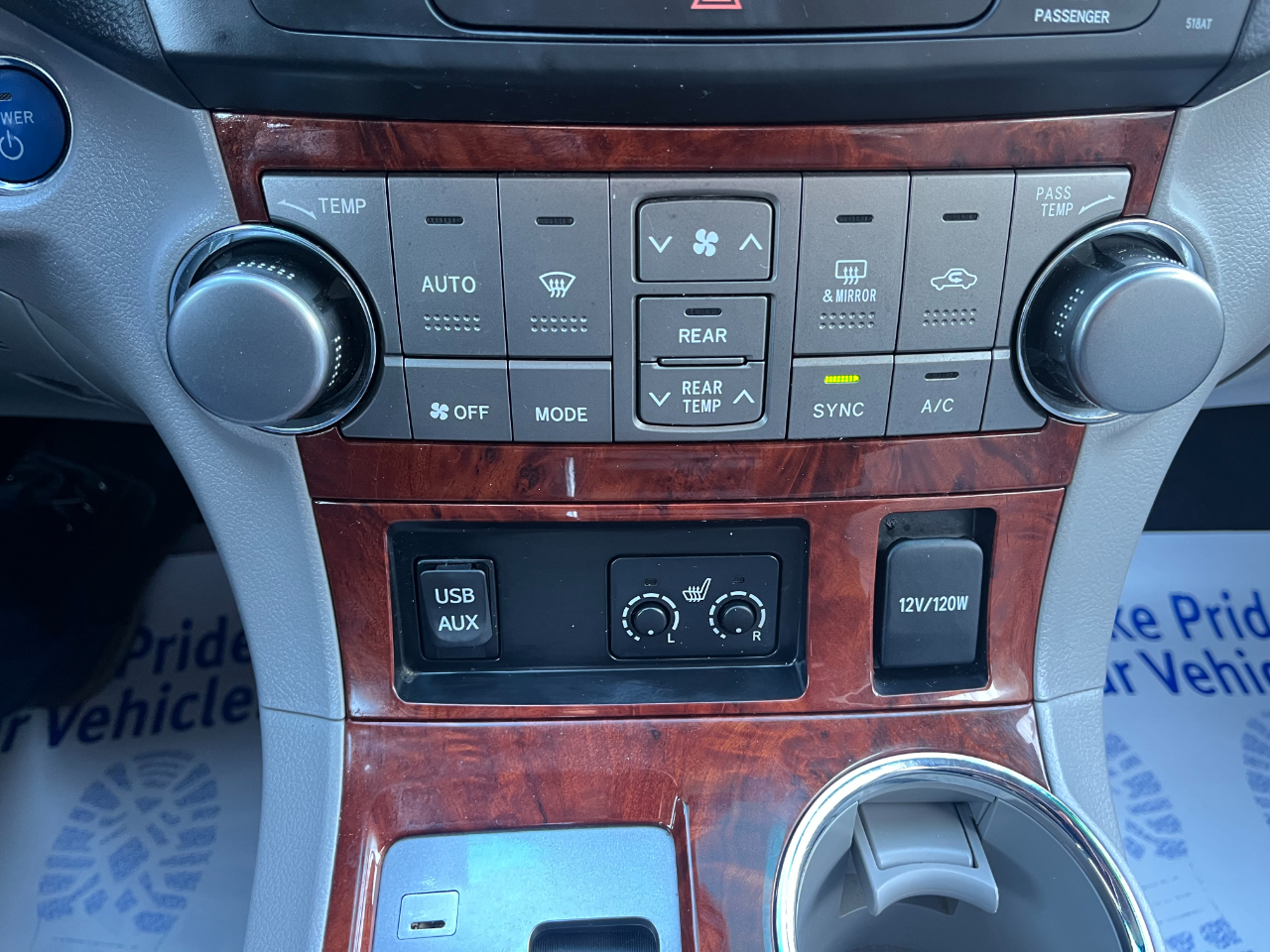 Toyota Highlander Hybrid Limited 4WD 2012