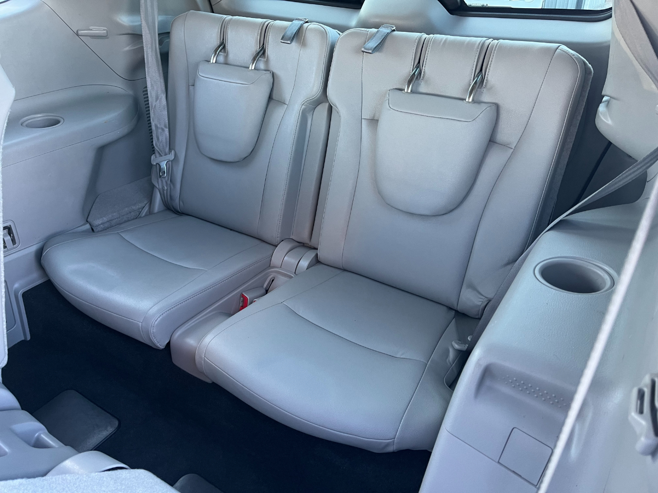 Toyota Highlander Hybrid Limited 4WD 2012