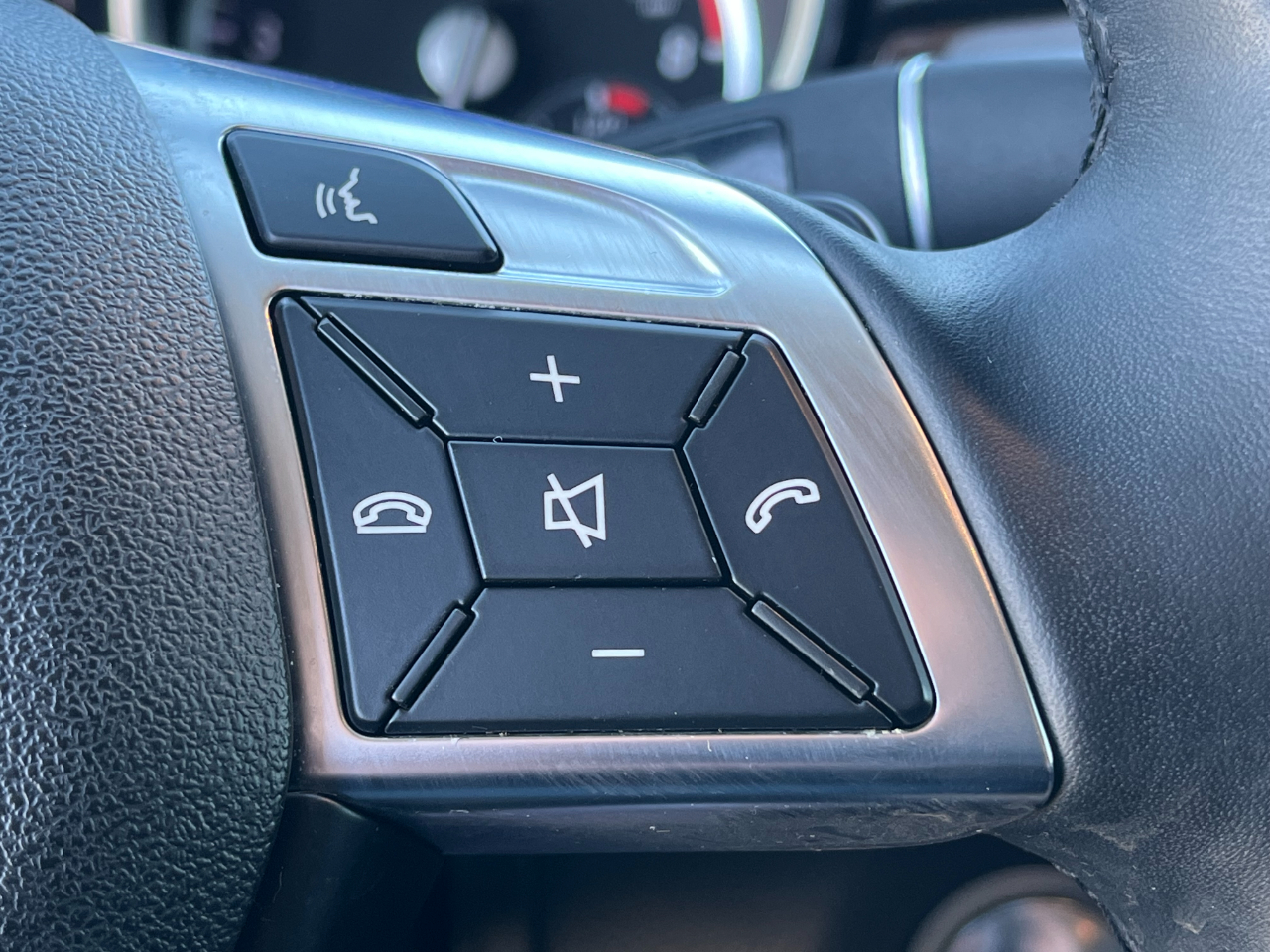 Mercedes-Benz M-Class ML350 4MATIC 2014