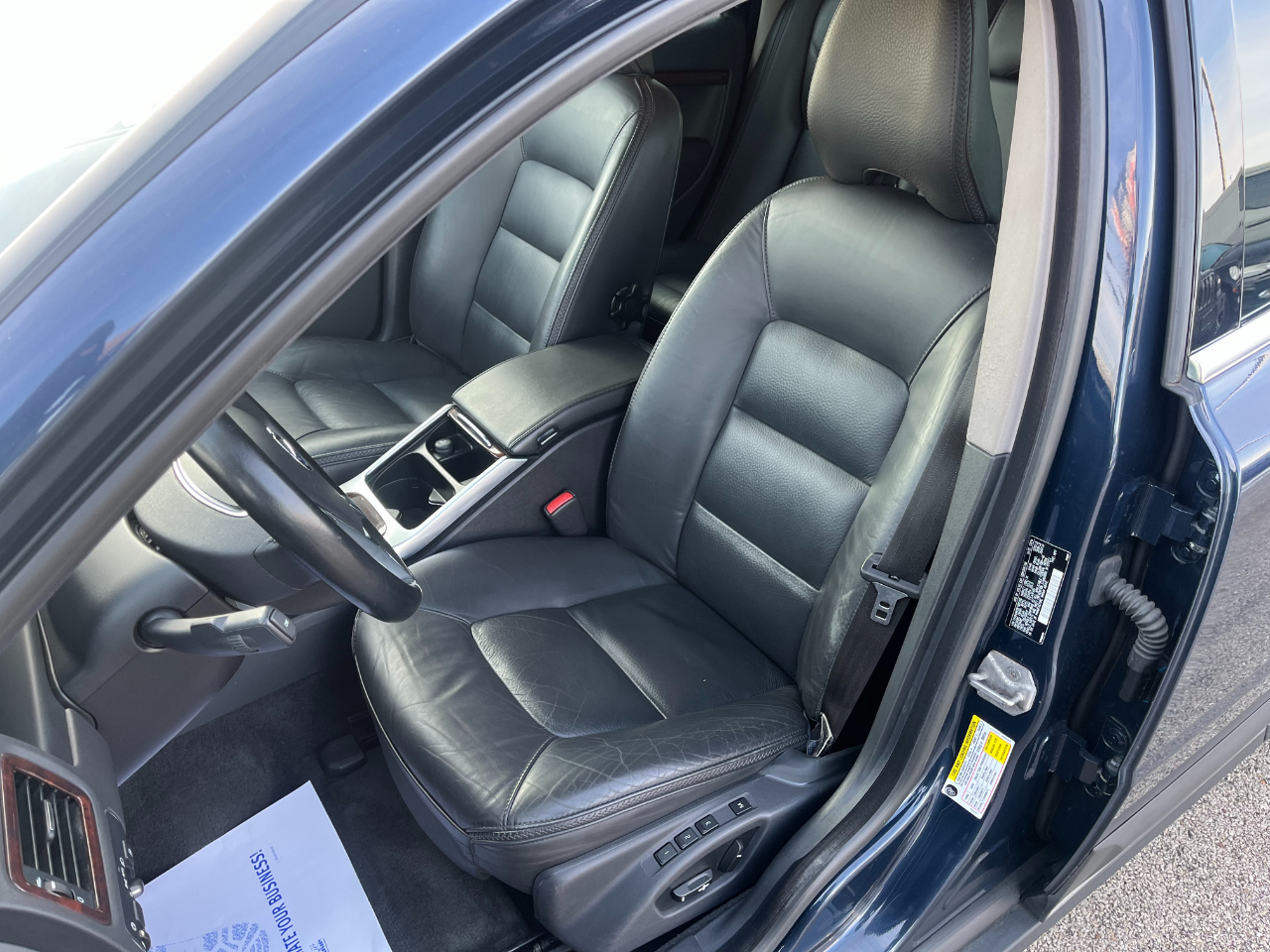 Volvo XC70 AWD 4dr Wgn 3.2L Premier Plus 2015