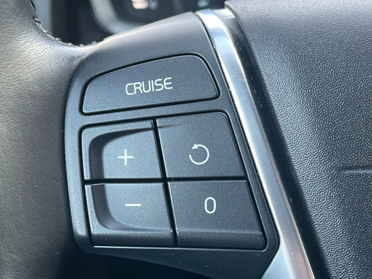 Volvo XC70 AWD 4dr Wgn 3.2L Premier Plus 2015