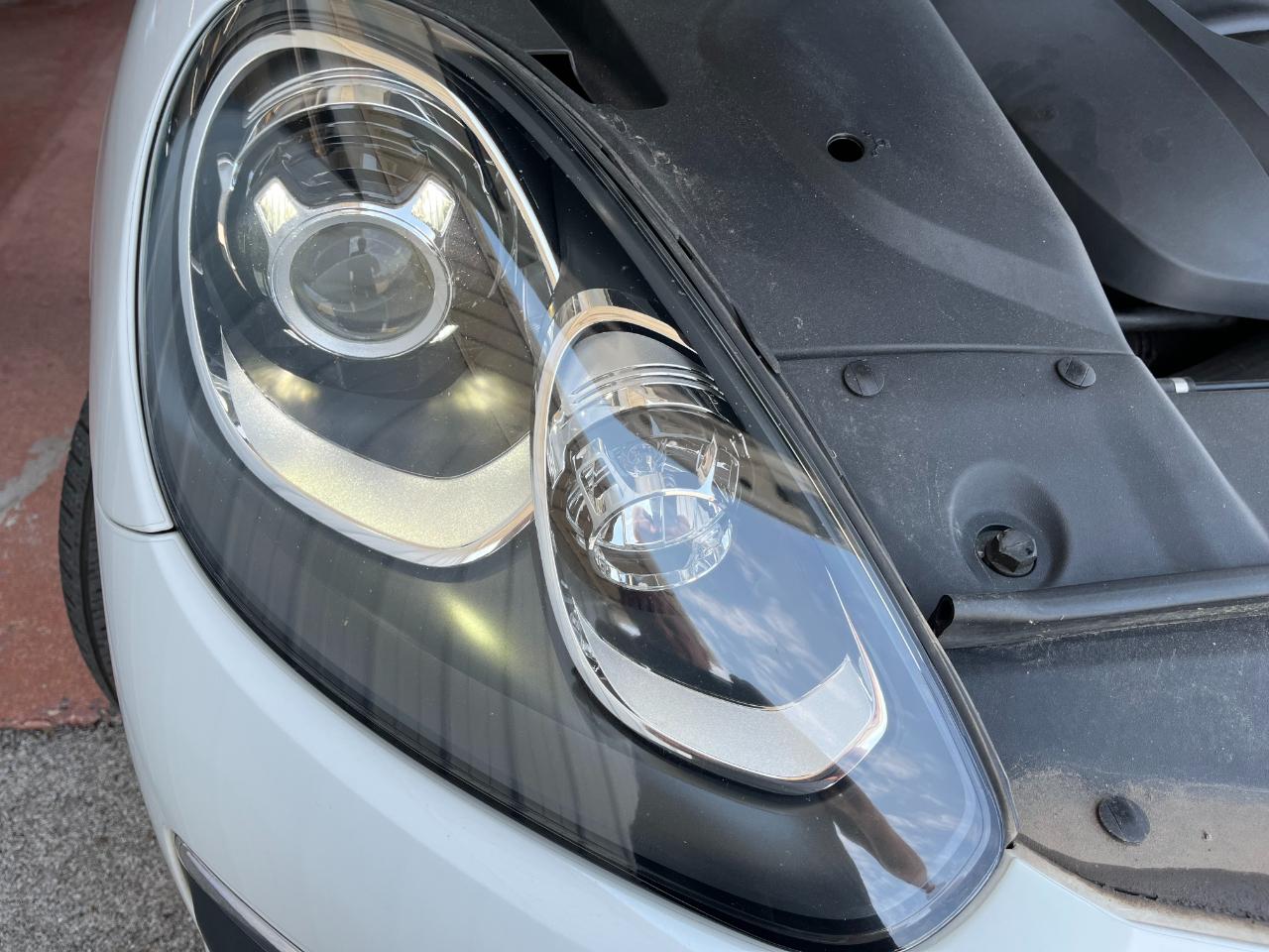 Porsche Cayenne AWD 4dr Diesel 2015