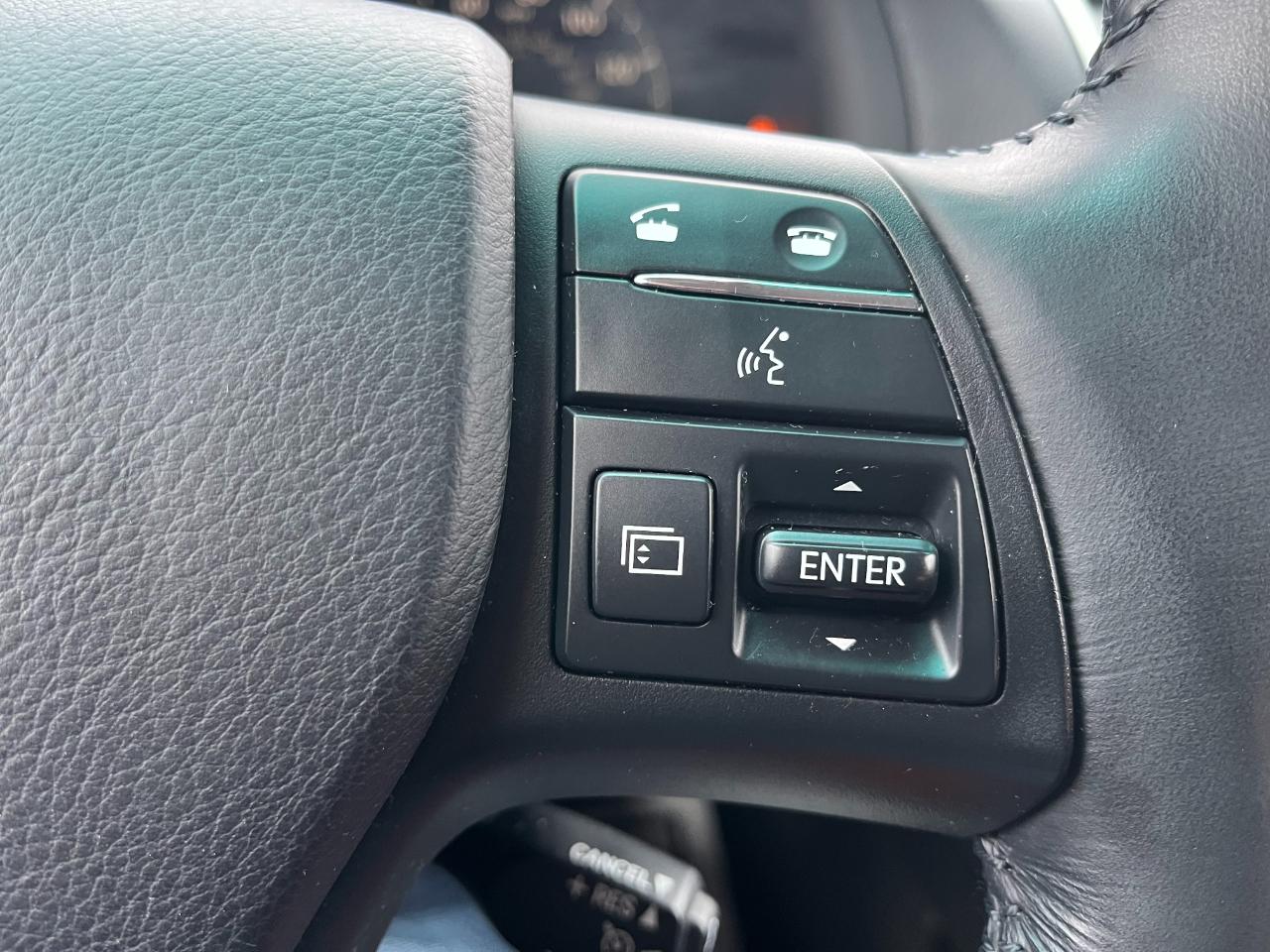 Lexus RX 450h AWD 2011