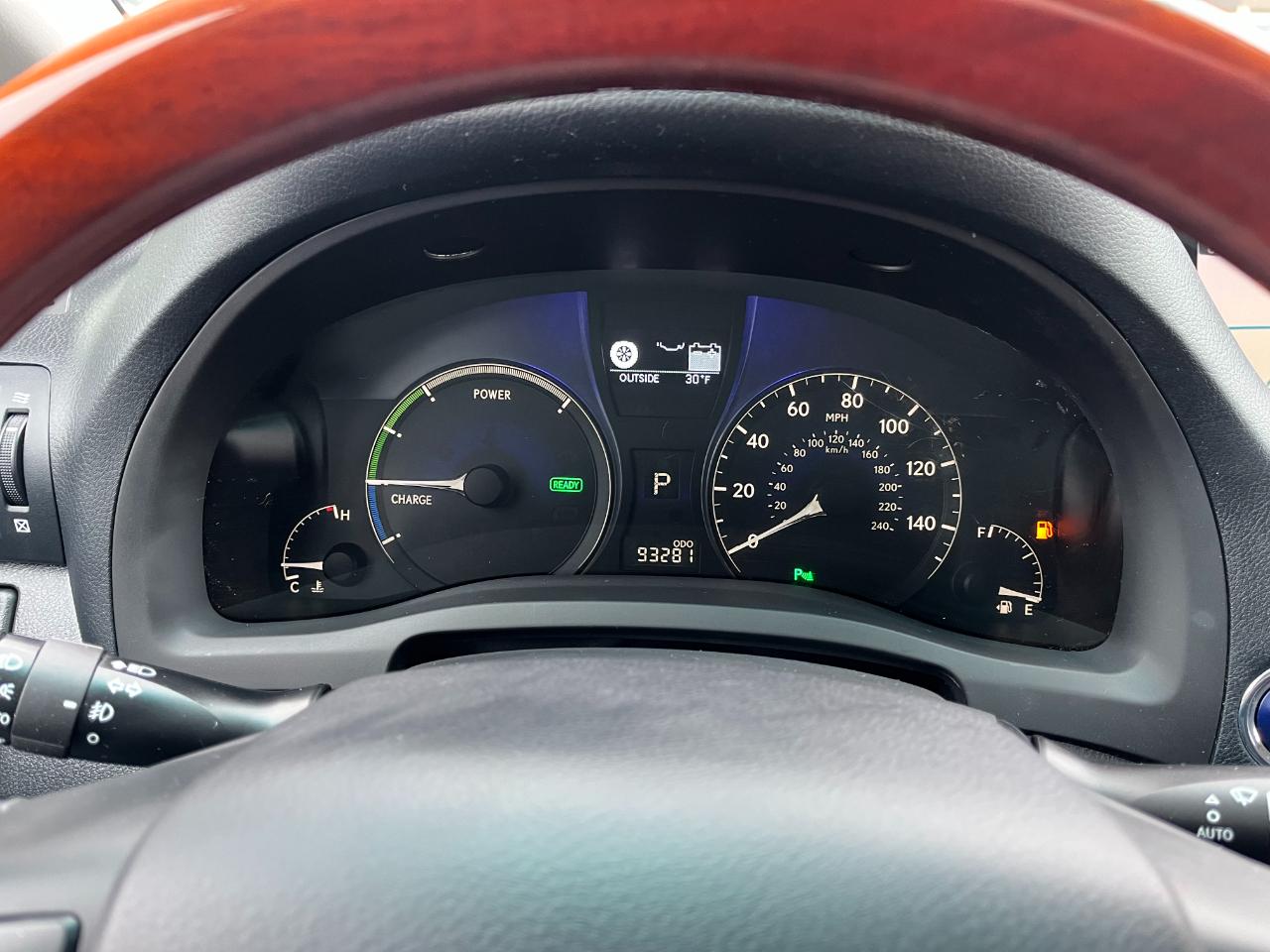 Lexus RX 450h AWD 2011