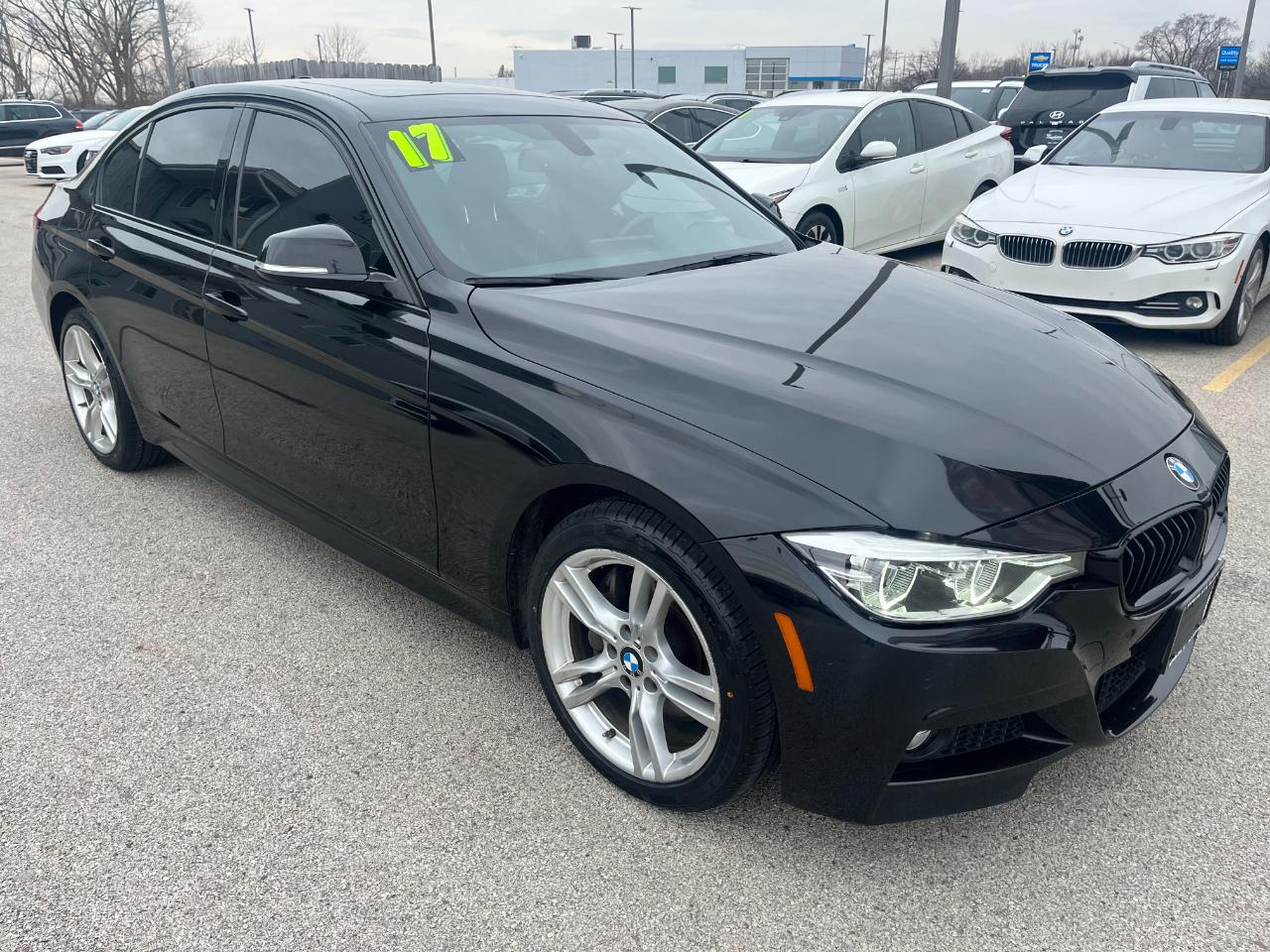 BMW 3-Series 330i xDrive SULEV Sedan 2017