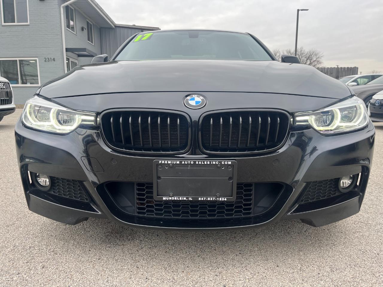 BMW 3-Series 330i xDrive SULEV Sedan 2017