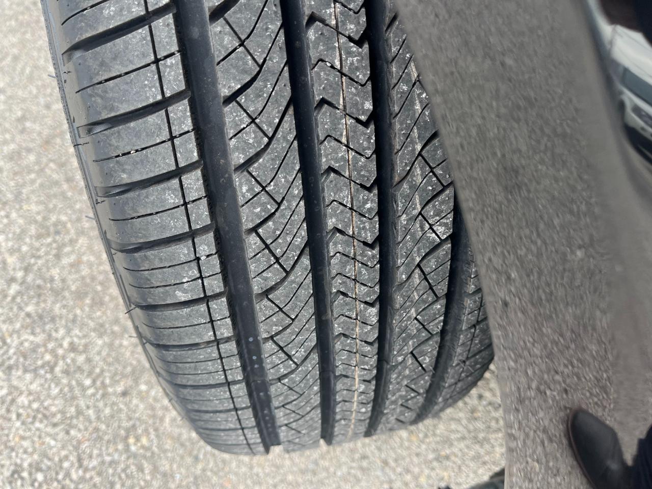 BMW 3-Series 330i xDrive SULEV Sedan 2017