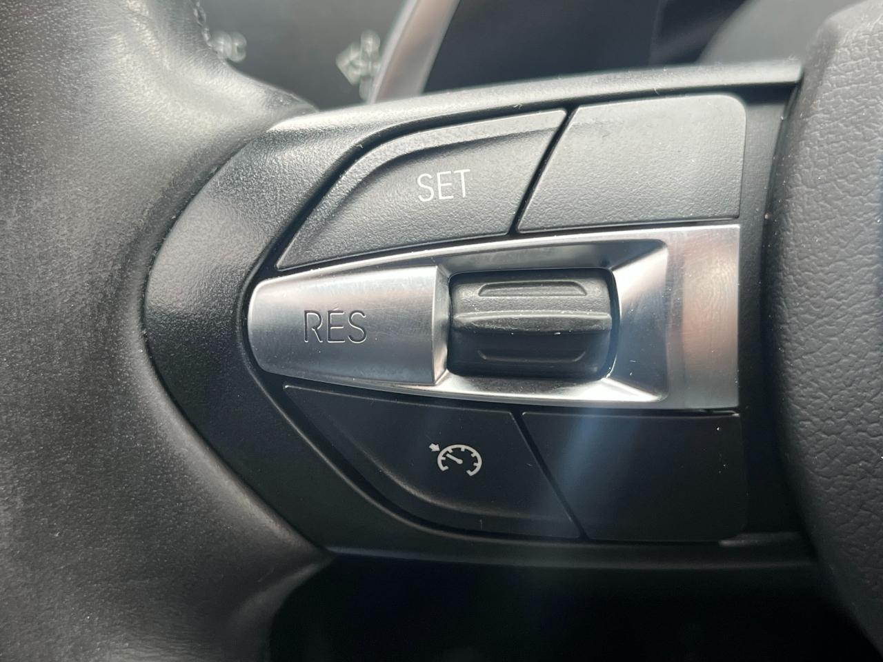 BMW 3-Series 330i xDrive SULEV Sedan 2017