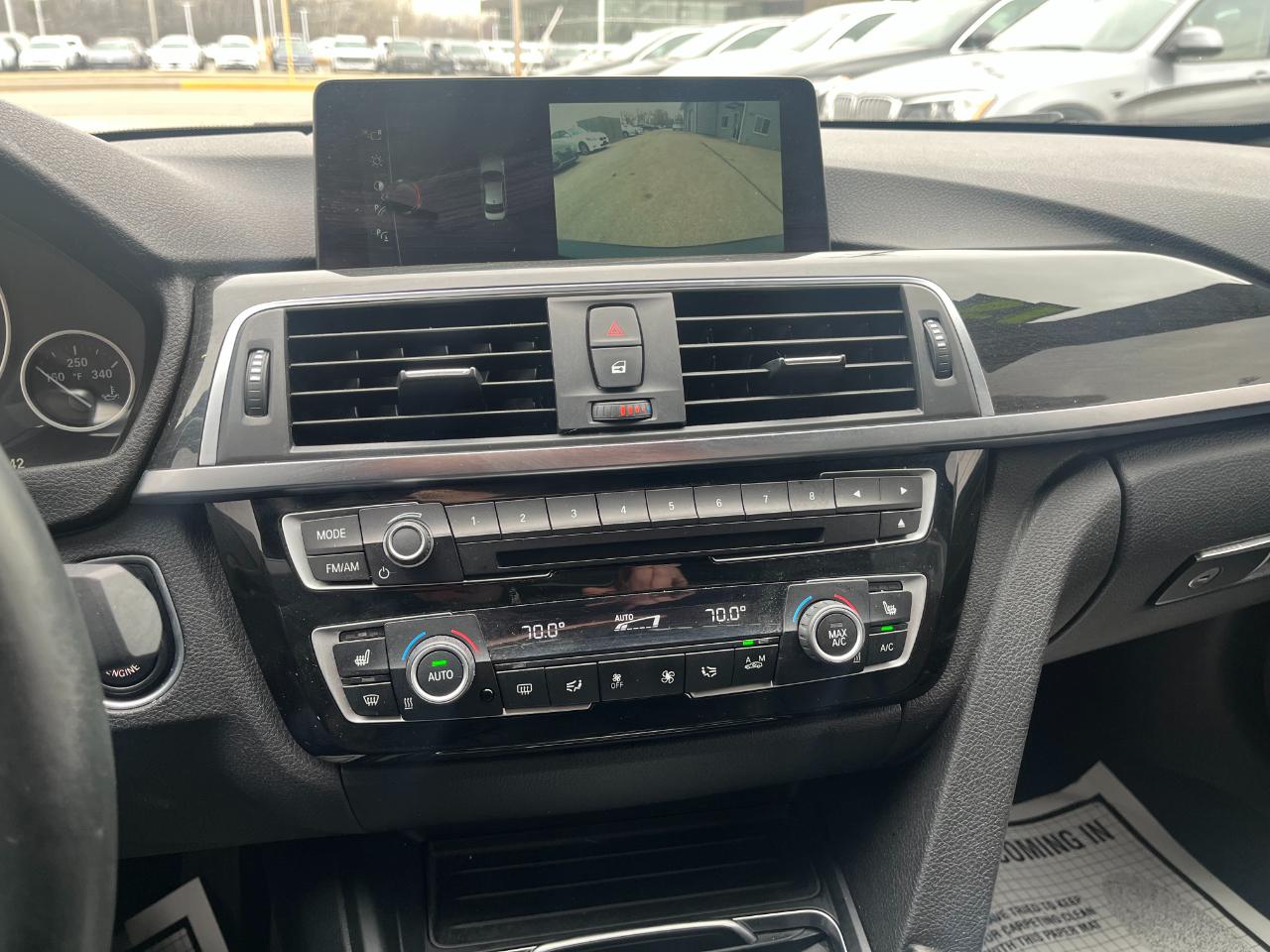 BMW 3-Series 330i xDrive SULEV Sedan 2017