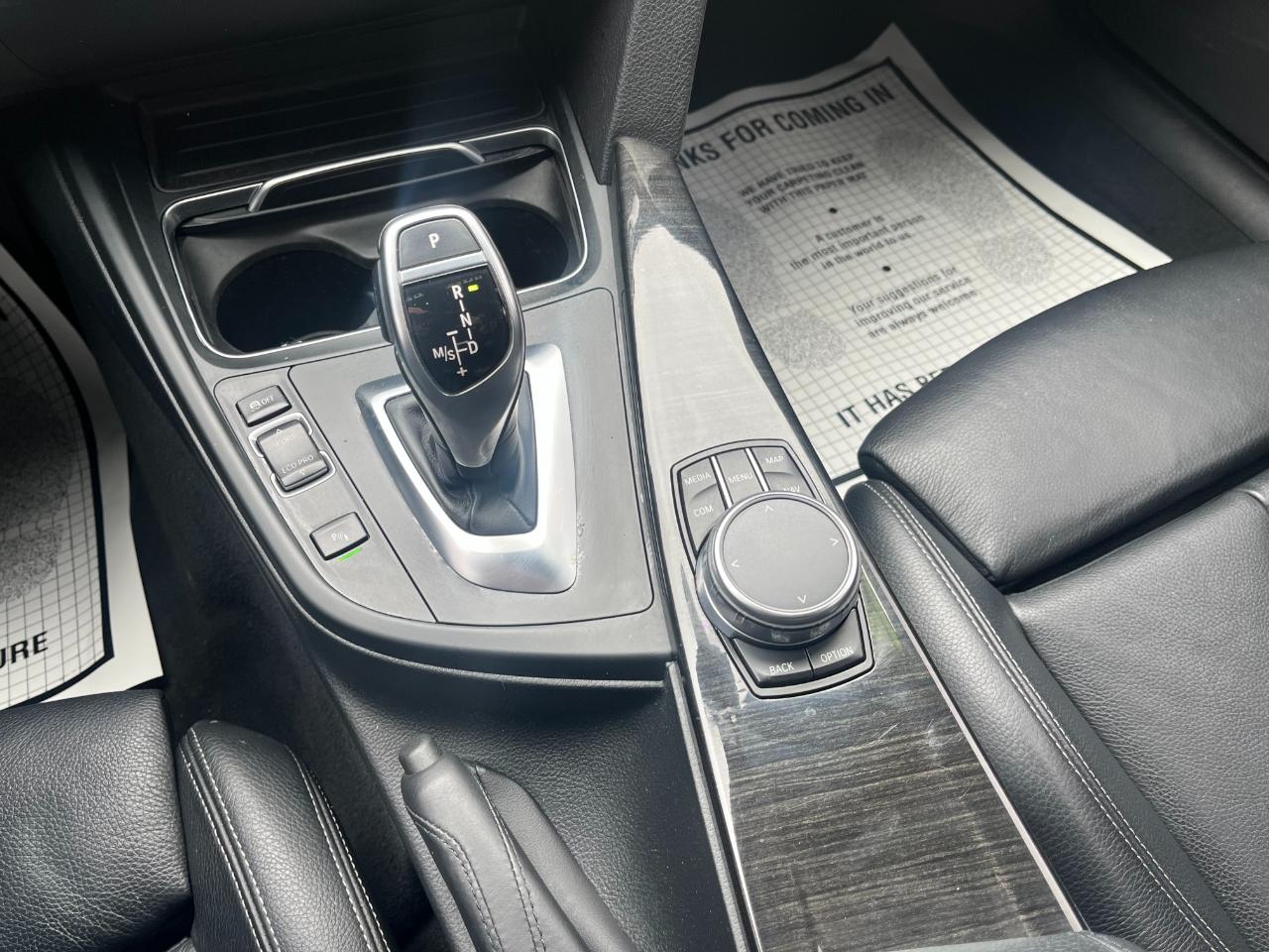 BMW 3-Series 330i xDrive SULEV Sedan 2017