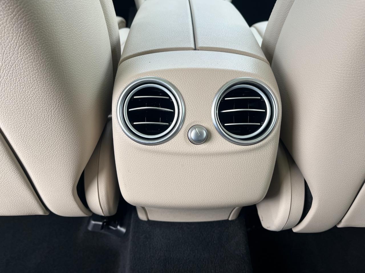 Mercedes-Benz GLC-Class GLC300 4MATIC 2019